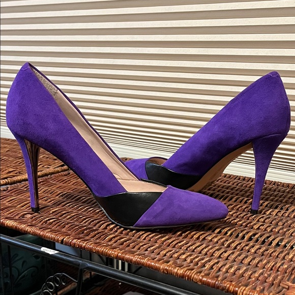 Vince Camuto Bold Purple Heels - Picture 3 of 7